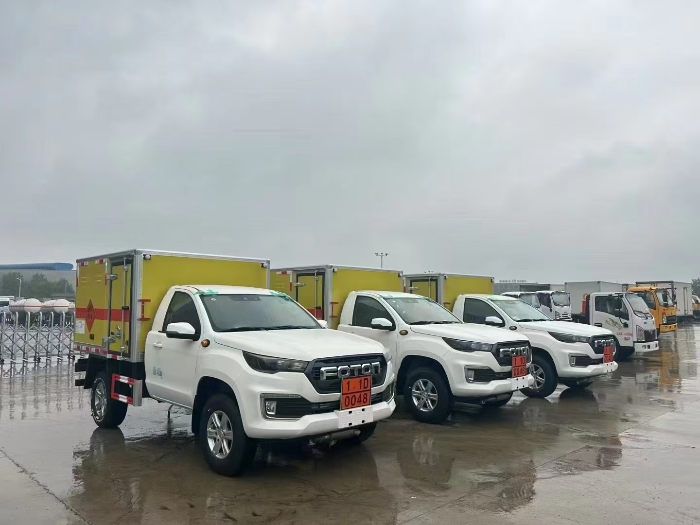 爬坡能力强的福田F9四驱爆破器材运输车