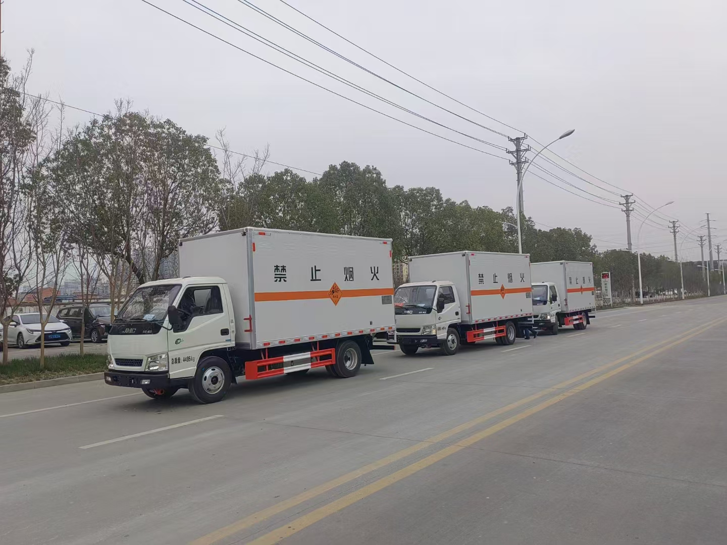 河南李总批量订购三台江铃顺达爆破车