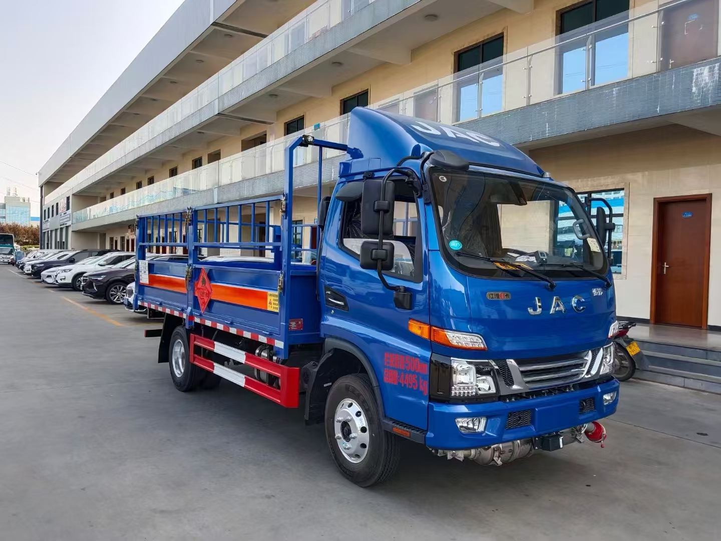 江淮骏铃国六蓝色蓝牌气瓶车