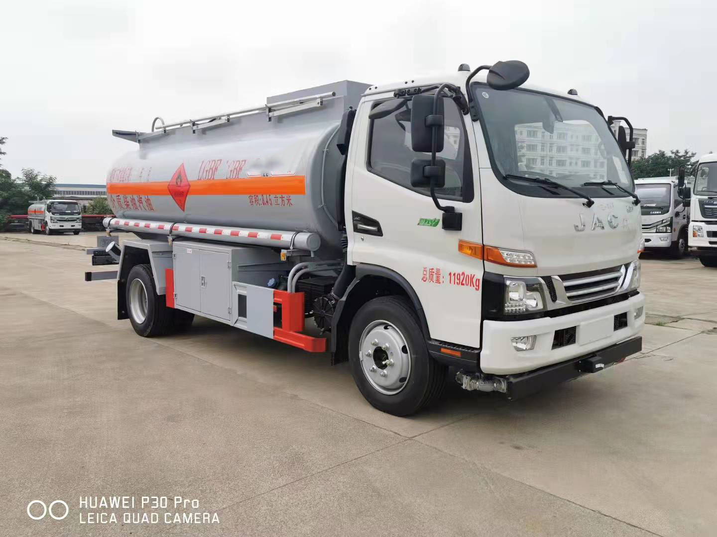 超强承载，江淮骏铃8.5方国六加油车