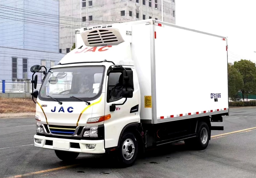 4.2米江淮聚宝盆混动冷藏车