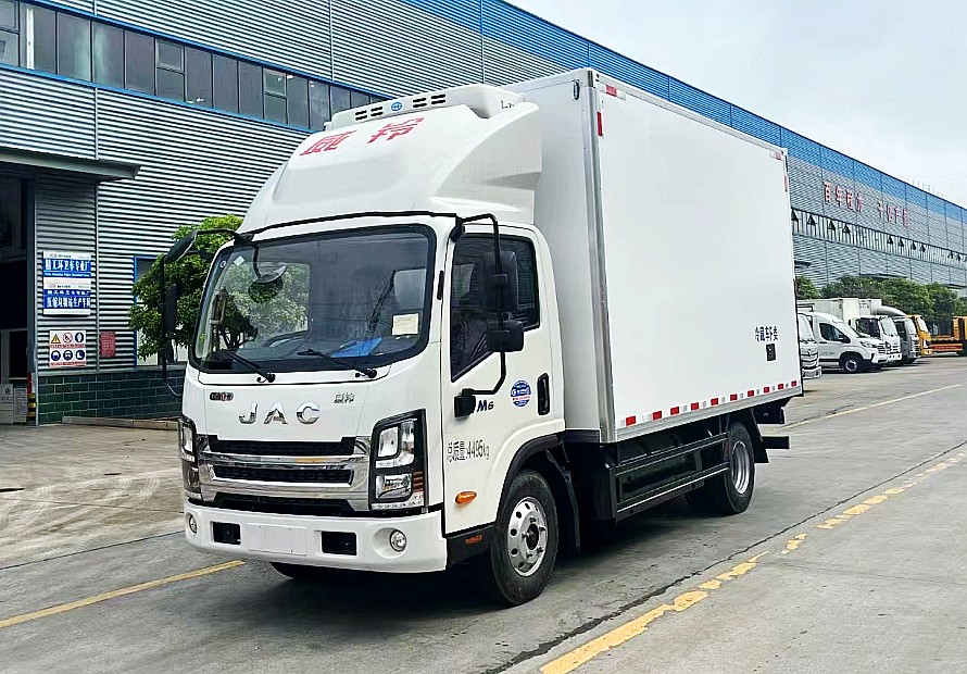 4.2米江淮威铃天然气冷藏车