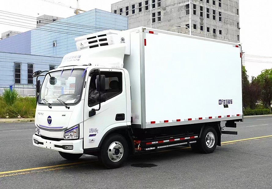 4.2米福田智蓝100度电新能源冷藏车