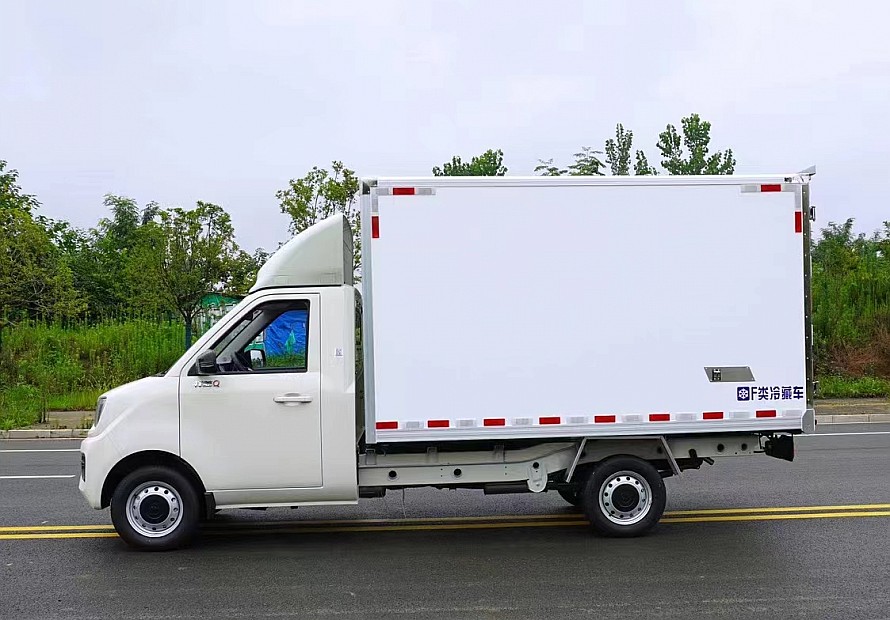 3.05米福田祥菱Q冷藏车