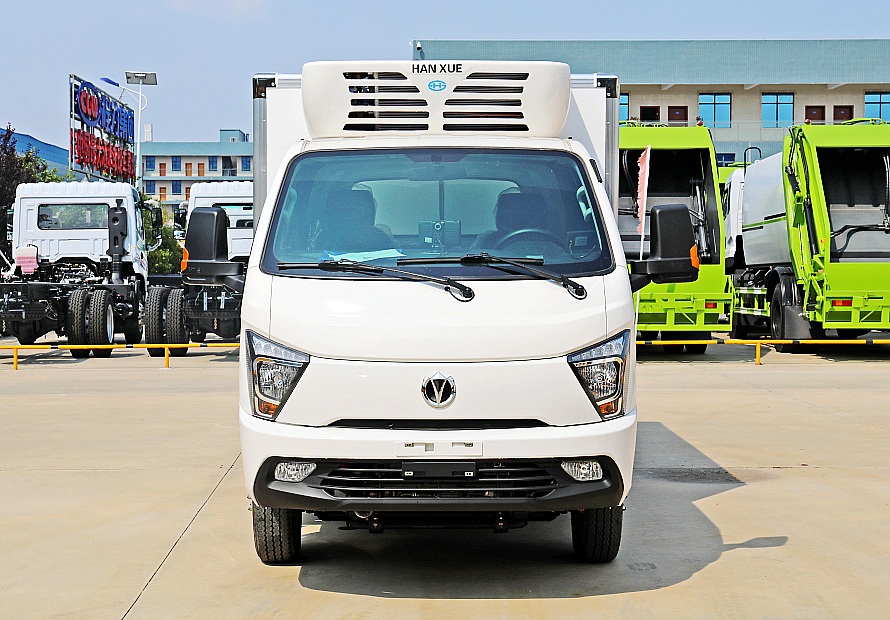 3.8米飞碟缔途EF3纯电动冷藏车